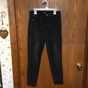 Gap Denim Black True Skinny Jeans, size 4/27